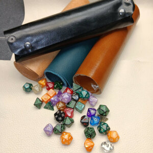 jeu de rôle rôliste meneur maître trousse dés D&D Donjons et Dragons piste jdr mj